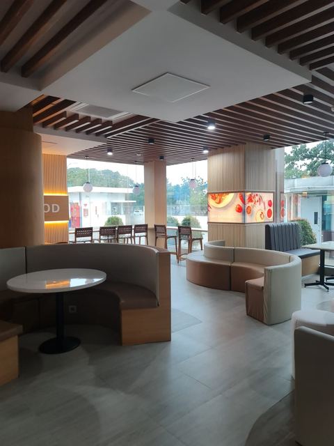 Kantin Kerry Cikarang (PT Kerry) — custom furniture & interior oleh Logica.Space